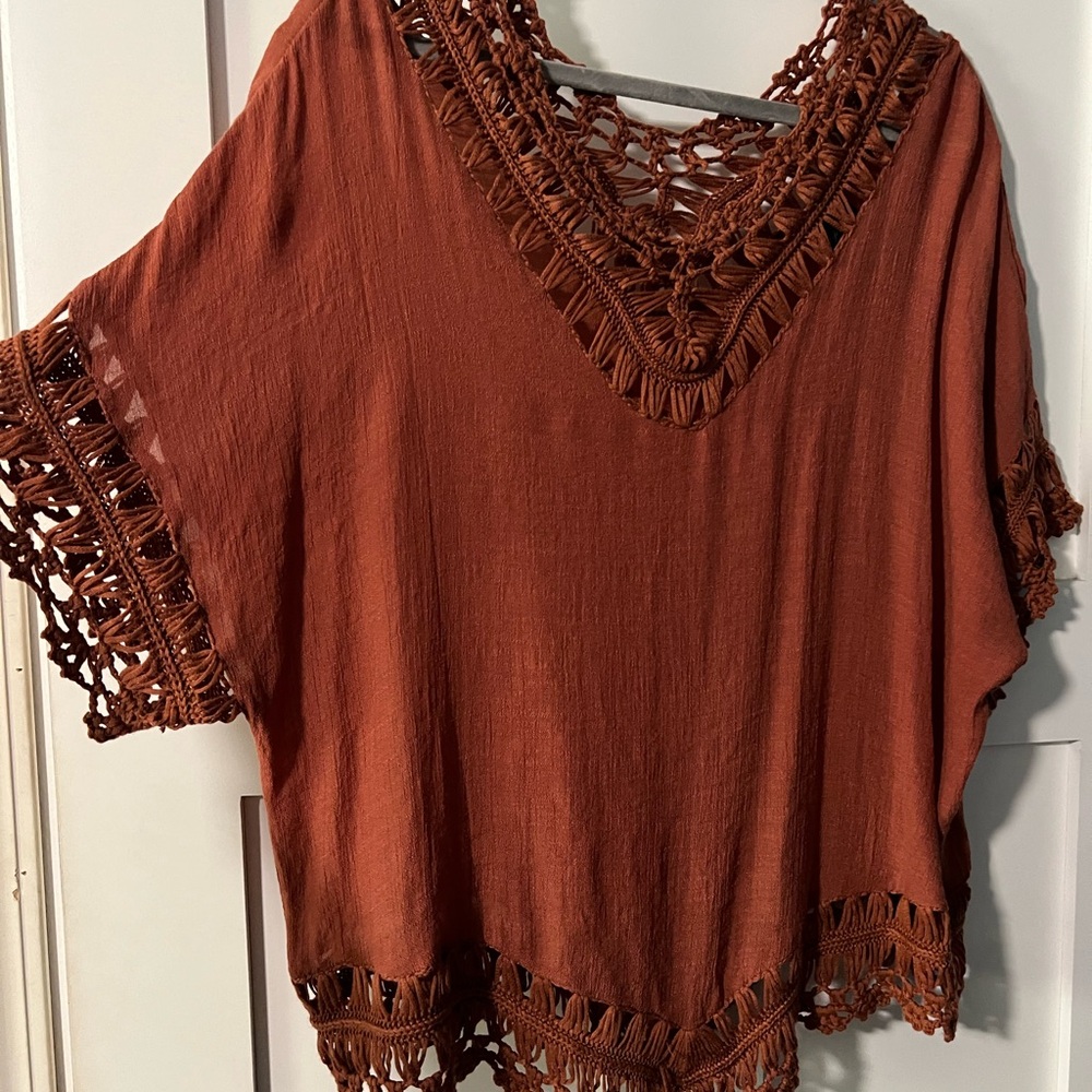 Daytrip Brown Blouse with Elegant Design
